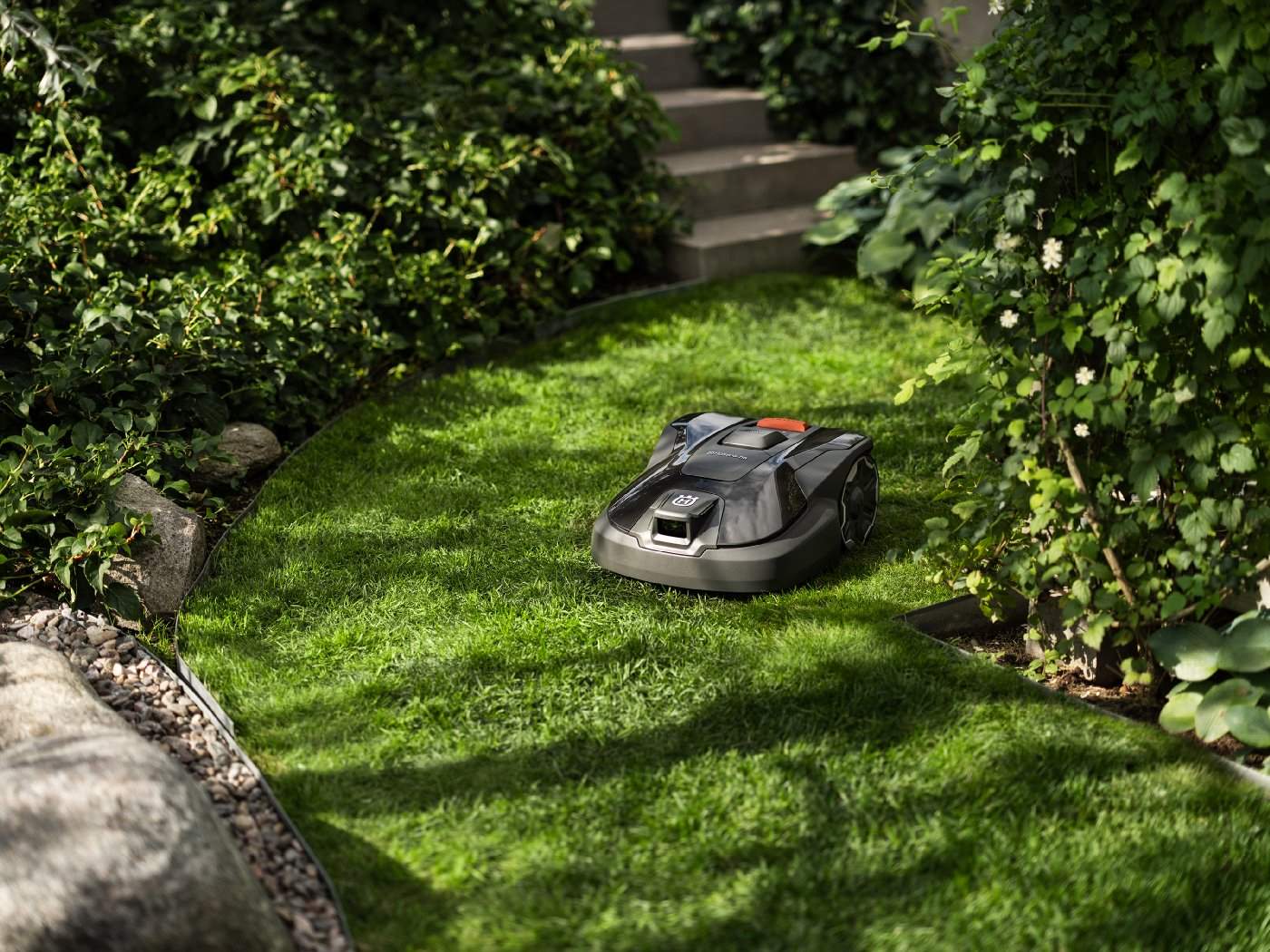 Husqvarna Automower 312V mit Garage - Image 20