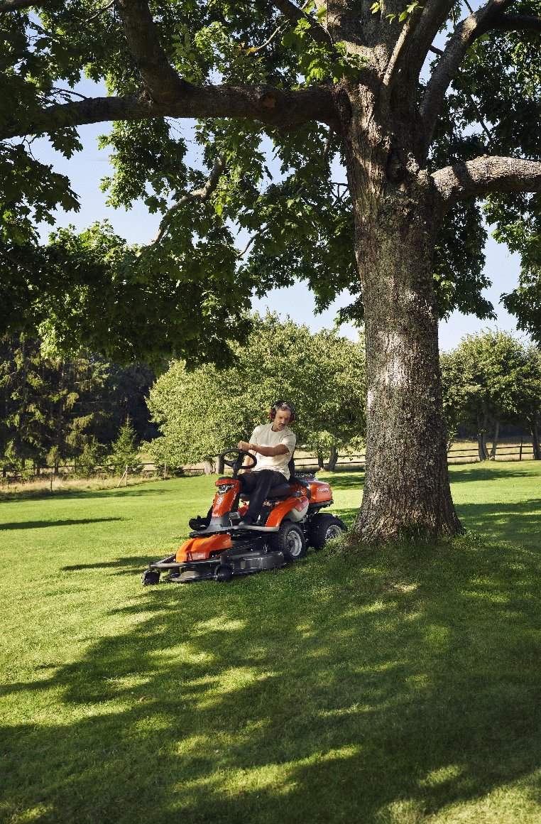 Husqvarna Profi Allrad-Frontmäher R 316TsX AWD - Grundgerät ohne Mähwerk - Image 7