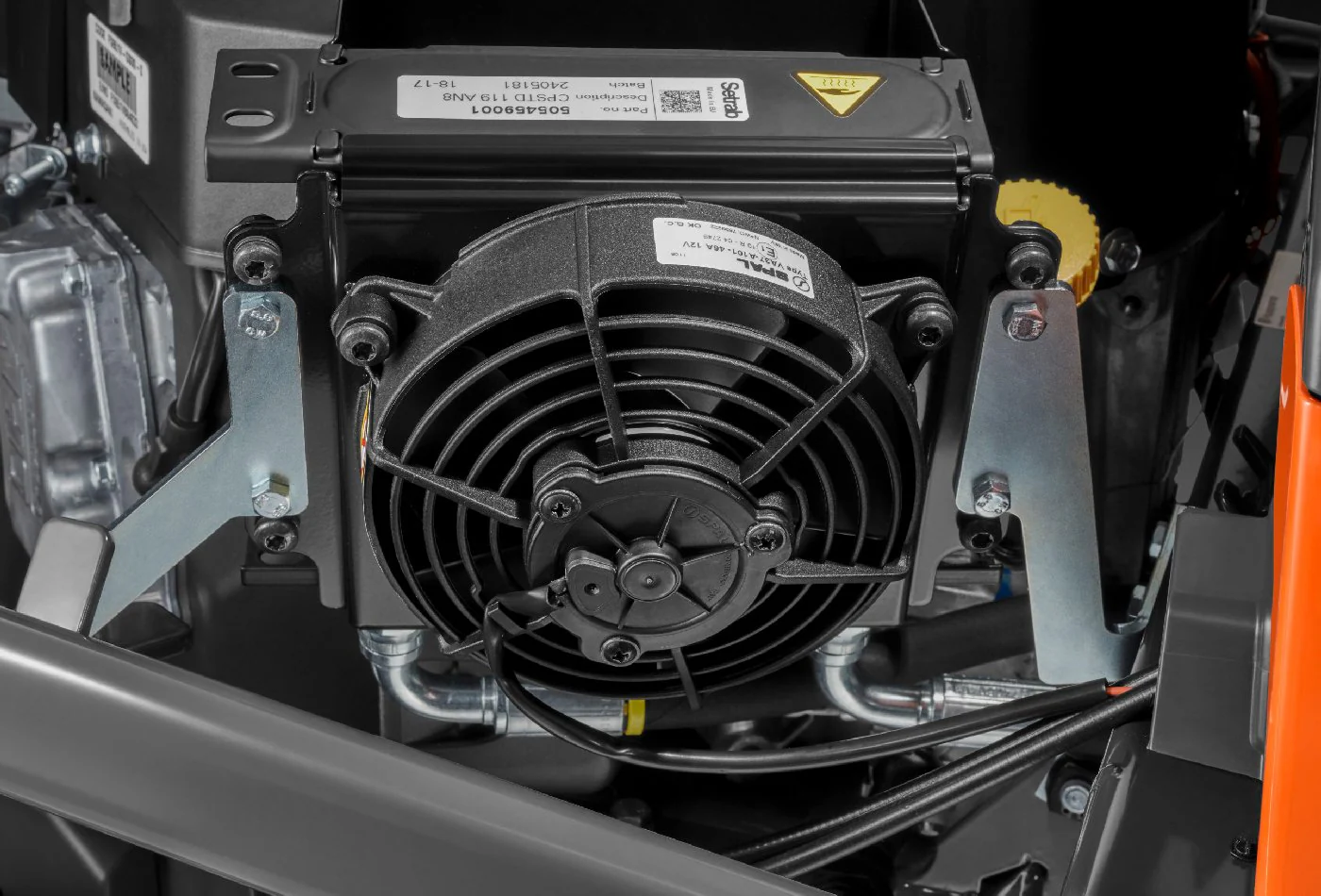 Husqvarna Profi Allrad-Frontmäher R 420TsX AWD Grundgerät ohne Mähwerk - Image 14