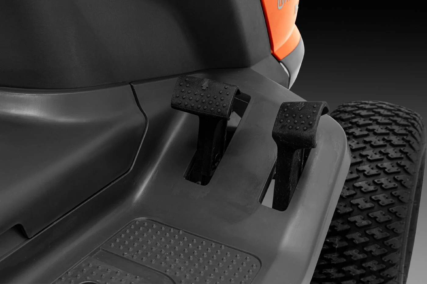 Husqvarna Rasentraktor TS 114 - Image 8