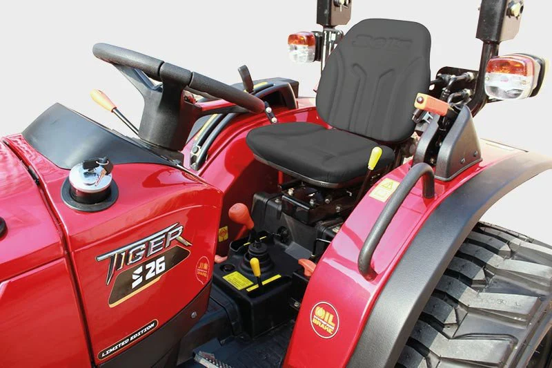 Solis Kompakttraktor 26 Tiger Rot-Metallic Sondermodell Grundmaschine ohne Bereifung - Image 7