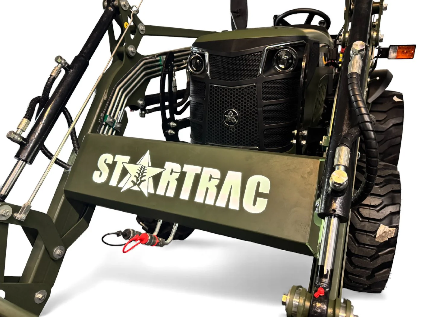 Startrac Allrad-Kleintraktor 26 mit Industriebereifung + Frontlader inklusive Schaufel - Image 12