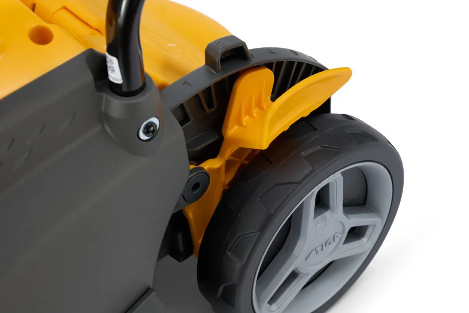 Stiga Akku-Rasenmäher Combi 336e Kit mit 2 Ah Akku und Schnell-Ladegerät - Image 6