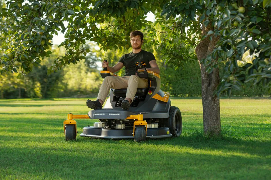 Stiga Akku-Zero-Turn-Mäher Gyro 900e - Image 19