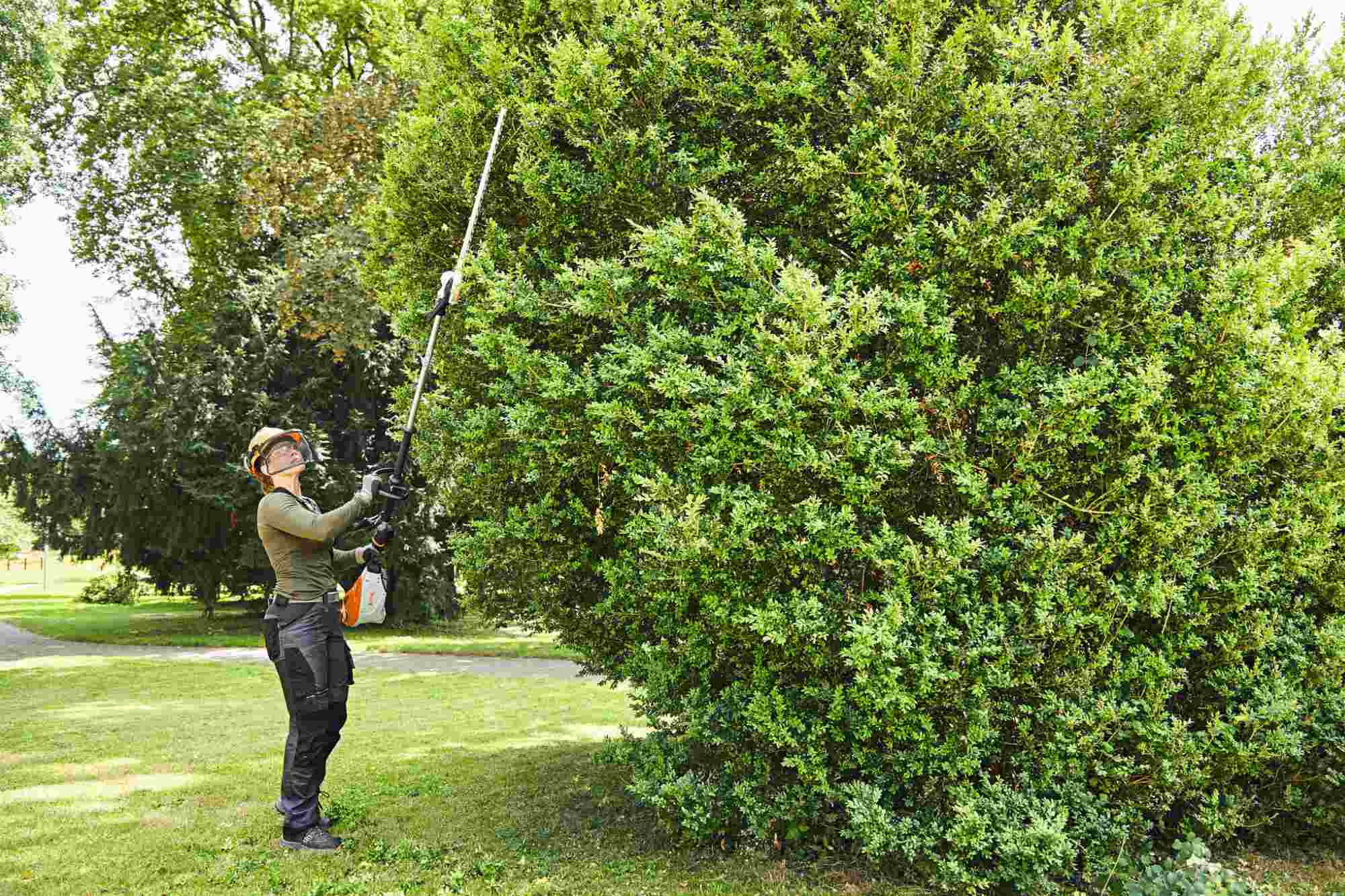 STIHL Akku-Heckenschneider HLA 140 B - ohne Akku und Ladegerät - Image 5