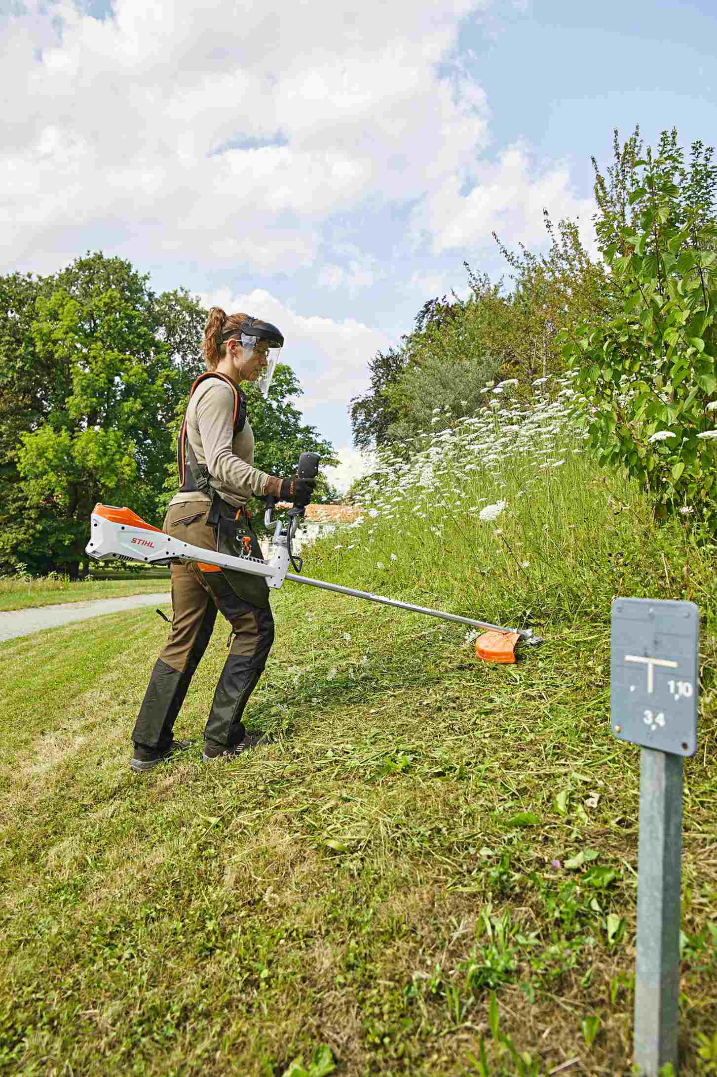 STIHL Akku-Motorsense FSA 140 Grundgerät / GC 260-2 - ohne Akku und Ladegerät - Image 4