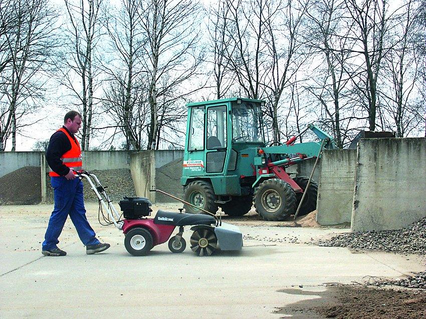 Tielbürger Schmutz- und Schneekehrmaschine tk48 Briggs&Stratton ReadyStart 675EXI - Image 3