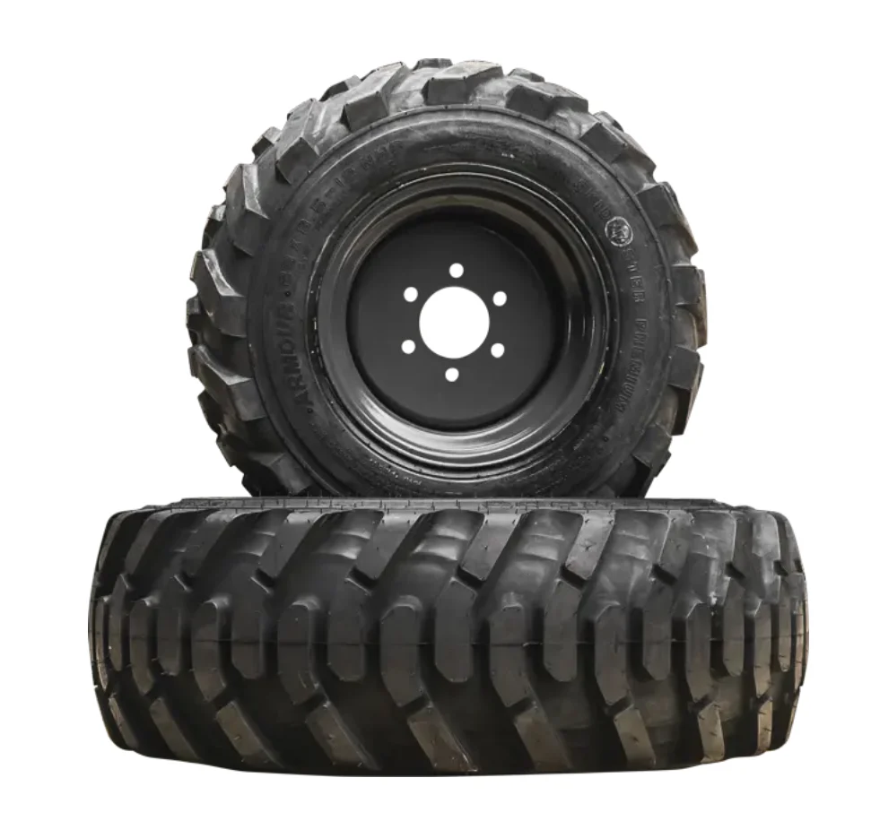 Tym Industriebereifung vorne: 18x8.50-10, hinten: 26x12.0-12 passend für Tym Kompakttraktor T194
